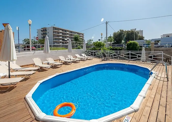 Marine Congo Hotel 2*