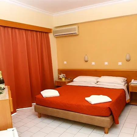 Marine Congo מלון