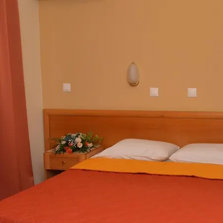 Marine Congo Hotel 2*