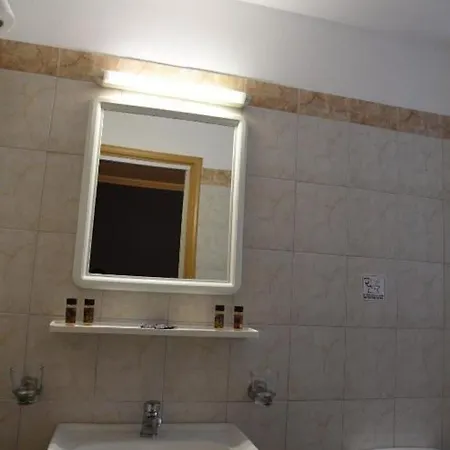 מלון Marine Congo 2*